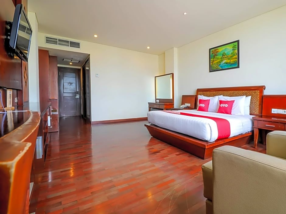 Capital O 2114 Grand Jimbaran Boutique Hotel