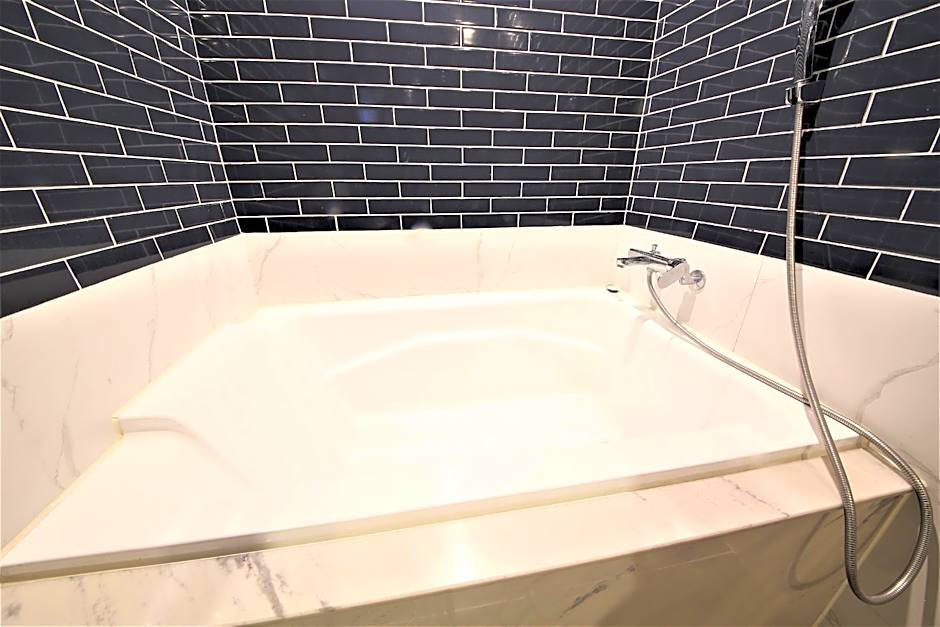 Gupo Brown-Dot Hotel