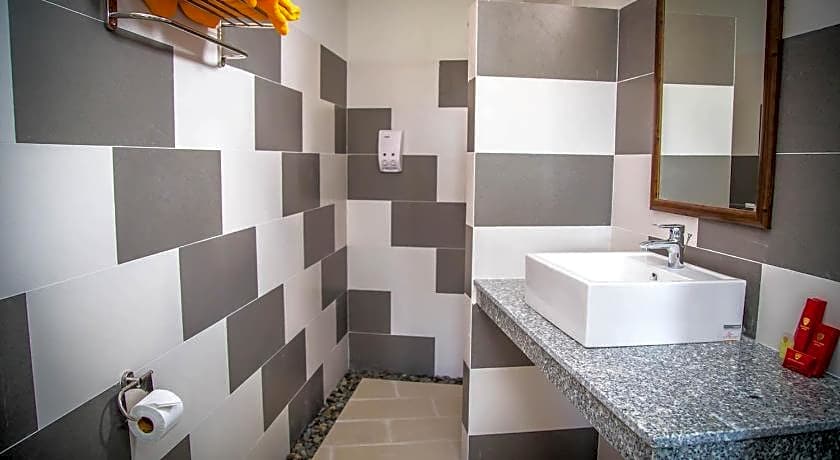 Mui Ne Hills Villa Hotel