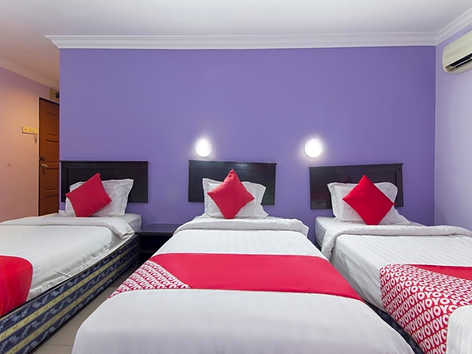 Super OYO 473 Comfort Hotel 2