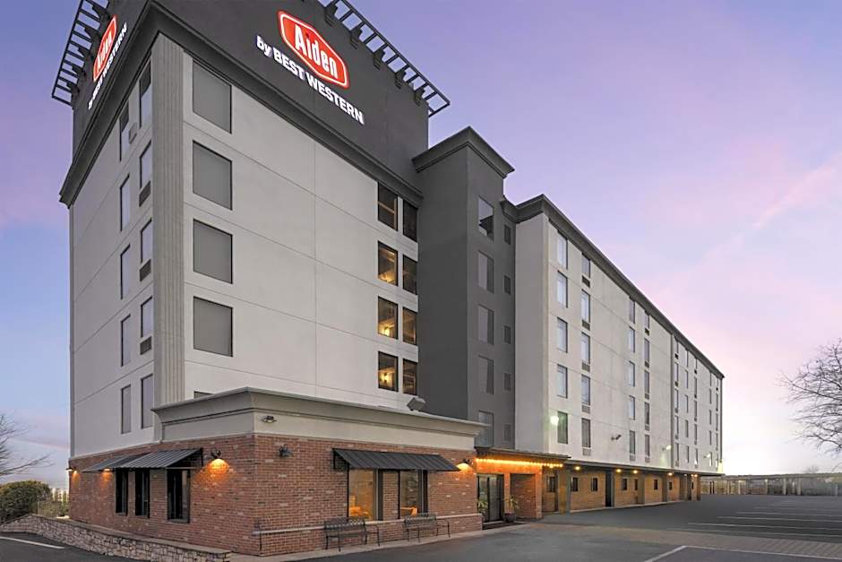 Aiden by Best Western Newark Airport