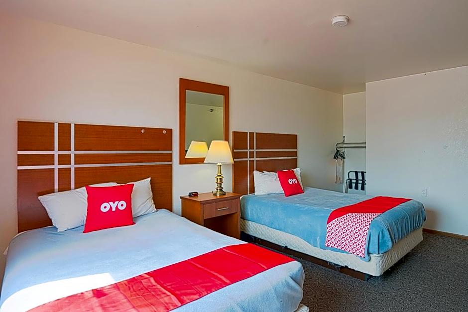 OYO Hotel Redwood Falls near Jackpot Casino
