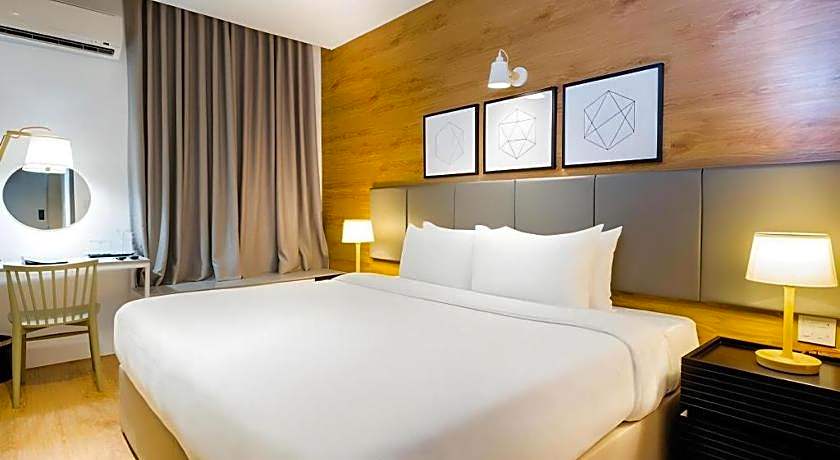 Avior Hotel