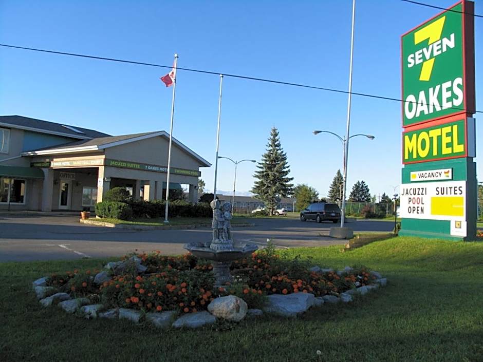 Seven Oakes Motel