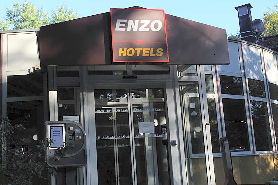 Enzo Hôtels Premier Prix - Logis Amnéville