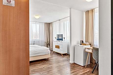 Double or Twin Room with Private Bathroom