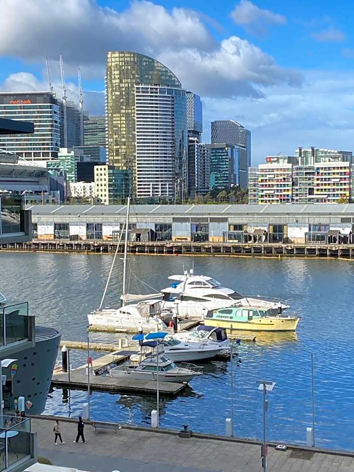 AKOM AT Docklands