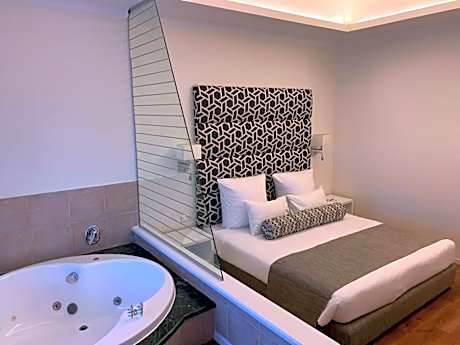 Double Room with Spa Bath