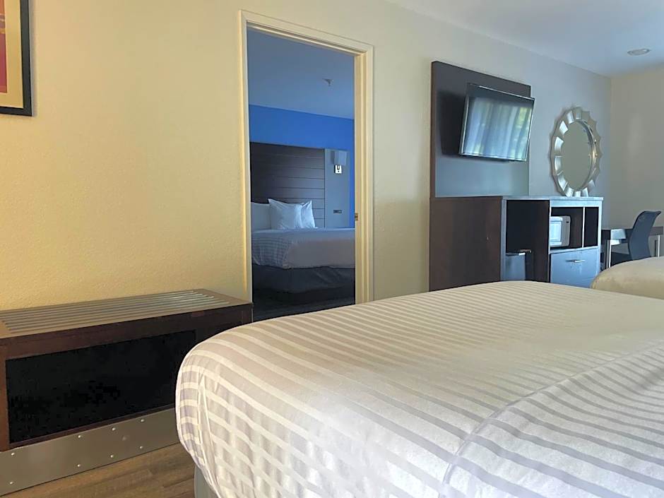 Hotel Solares