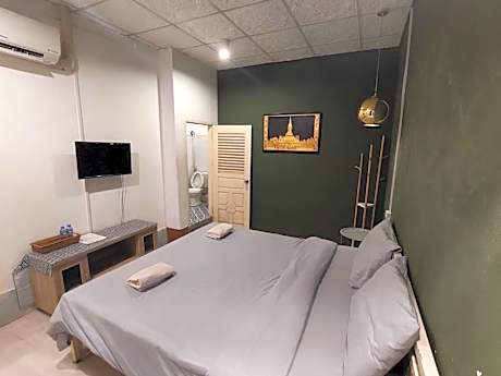 Double Room with Private Bathroom