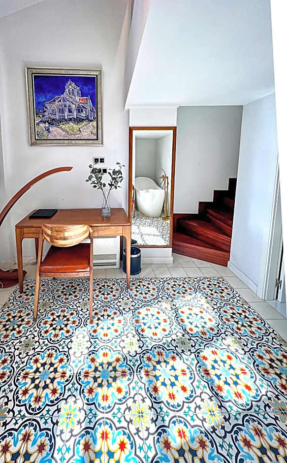 Anahita Boutique Hotel