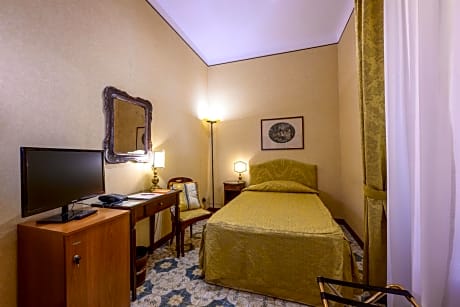 Economy Single Room