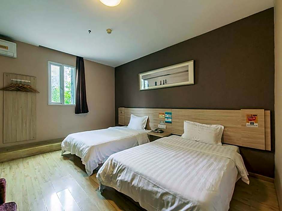 7 Days Inn Chongqing Changshou Yangshida Century Plaza