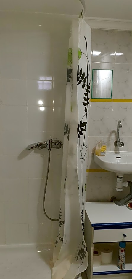 Rickaty Lodge Bed and Breakfast, Airport Hotel, Hotel de aeropuerto, Las Palmas Airport, Gran Canaria Airport, LPA, Spain