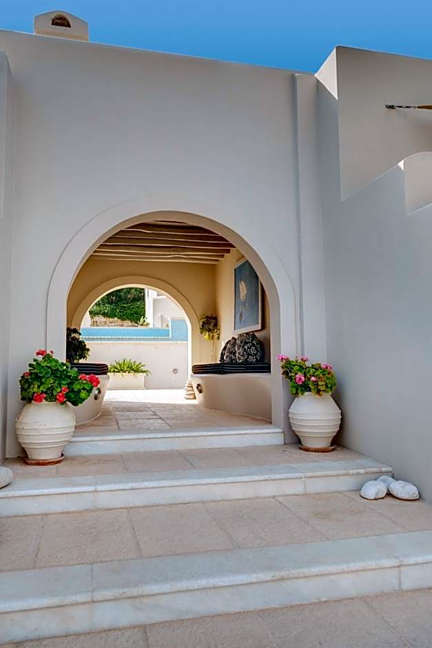 Kouros Art Hotel (Adults Only)