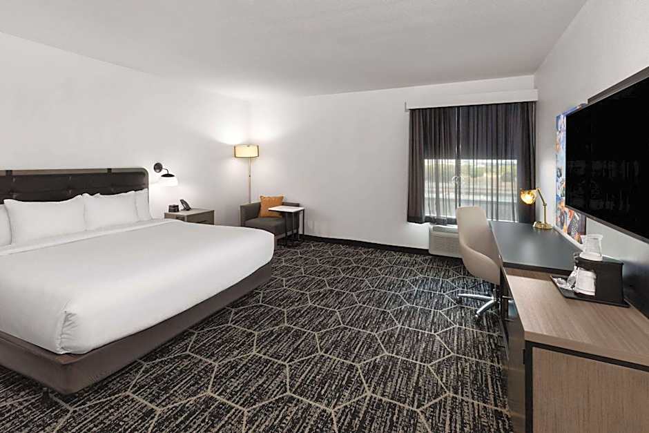 La Quinta Inn & Suites by Wyndham Austin Parmer/Tech Ridge