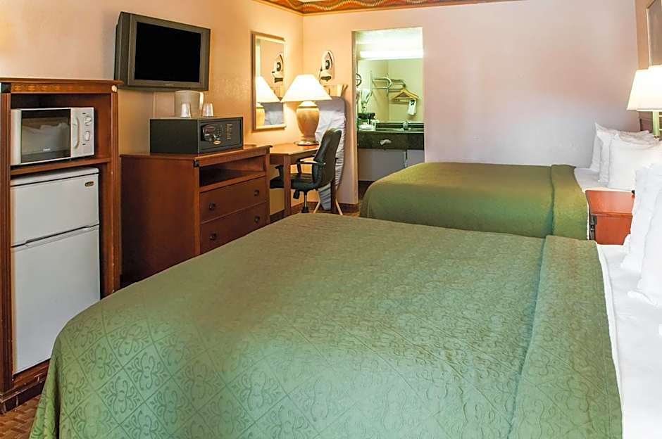 Quality Inn & Suites Las Cruces - University Area