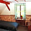 Villa Sunshine / Slunečna Vila