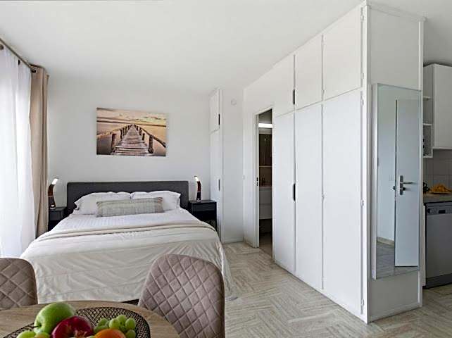 Cannes Marina Appart Hotel Mandelieu