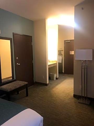 Cobblestone Inn & Suites - Fort Dodge