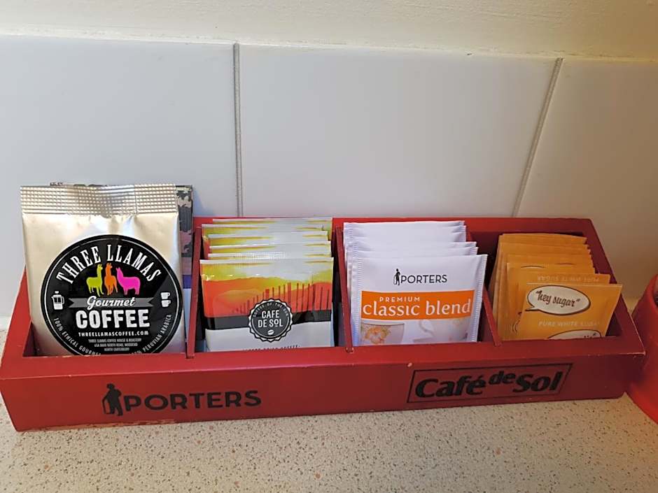 Rosewood Court Motel