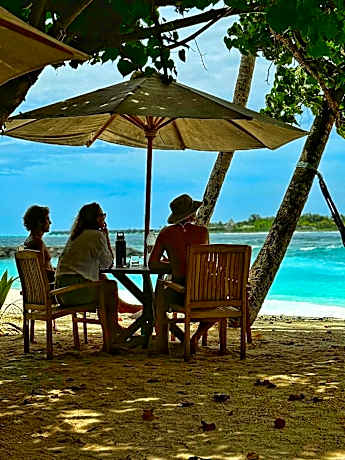 Azaya Beach Maldives Thulusdhoo
