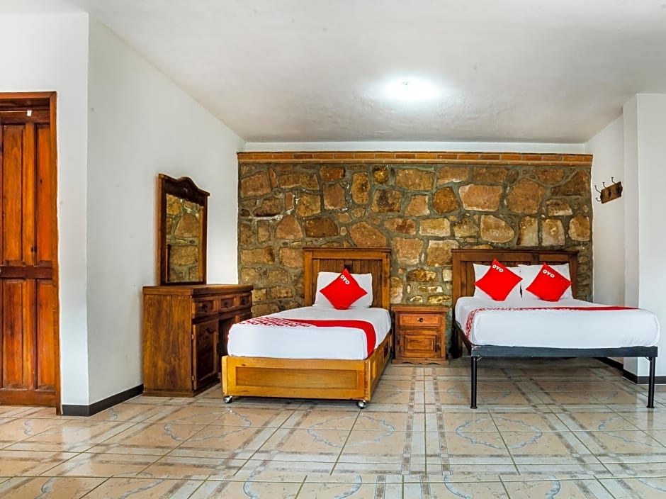 OYO Casa Banqueta Alta, Antigua Estación del Ferrocaril, Guanajuato Centro