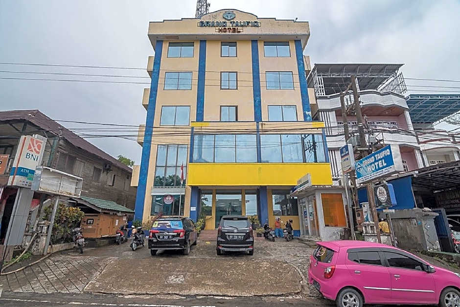 RedDoorz Syariah @ Grand Taufiq Tarakan