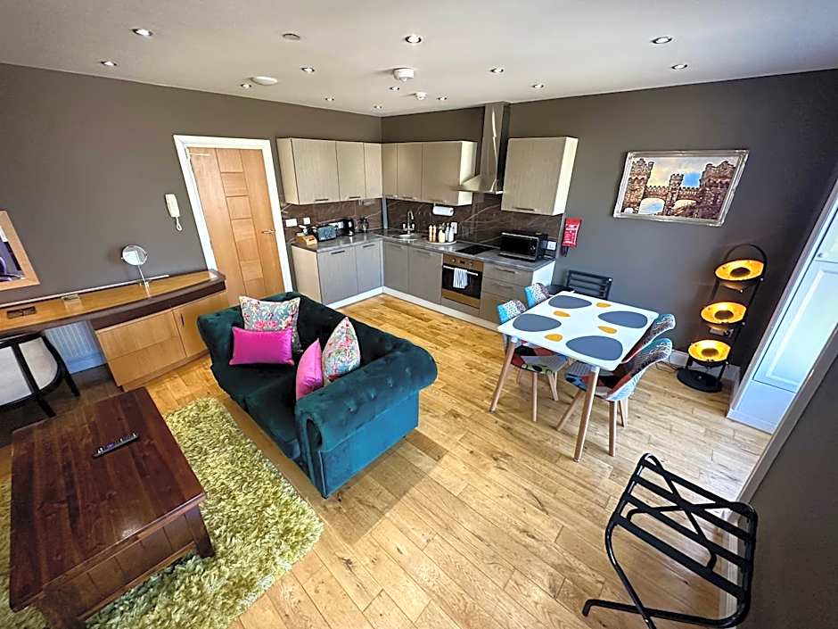 Halvard Apartments at Castletown