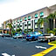 La Quinta Inn & Suites by Wyndham Clearwater South