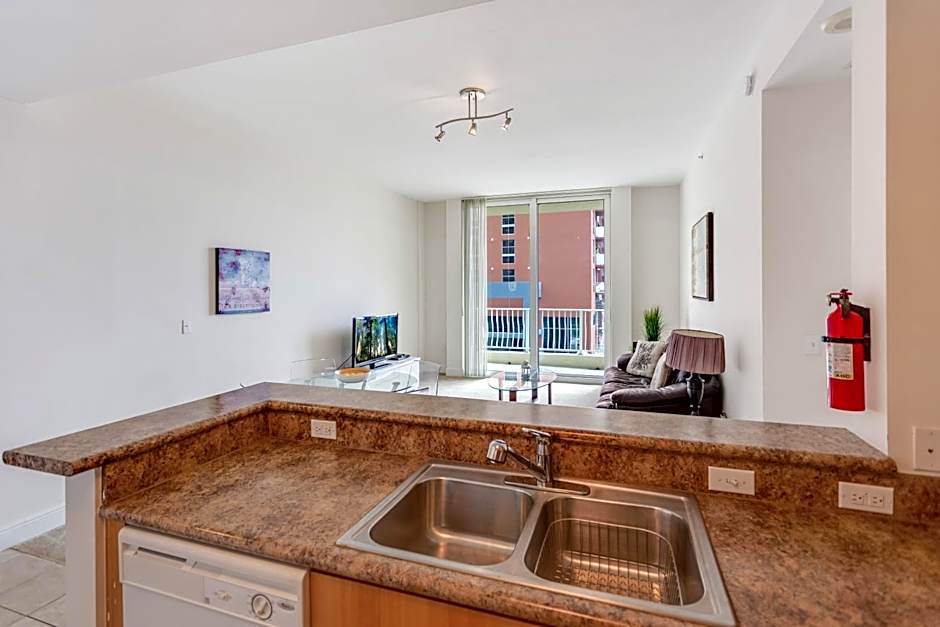 Dadeland Towers by Miami Vacations