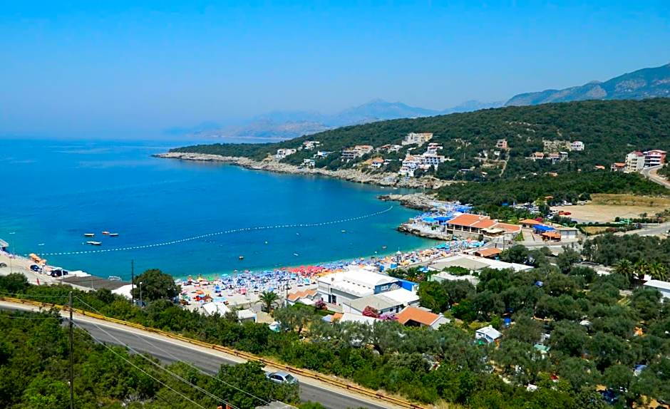 President Bungalows and Apartments