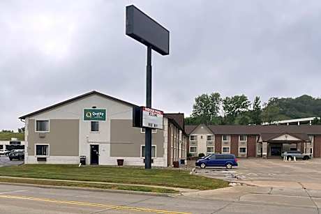 Quality Inn Council Bluffs I-80