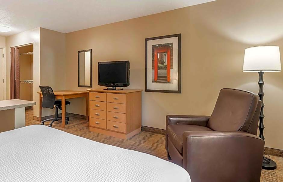 Extended Stay America Suites - Evansville - East