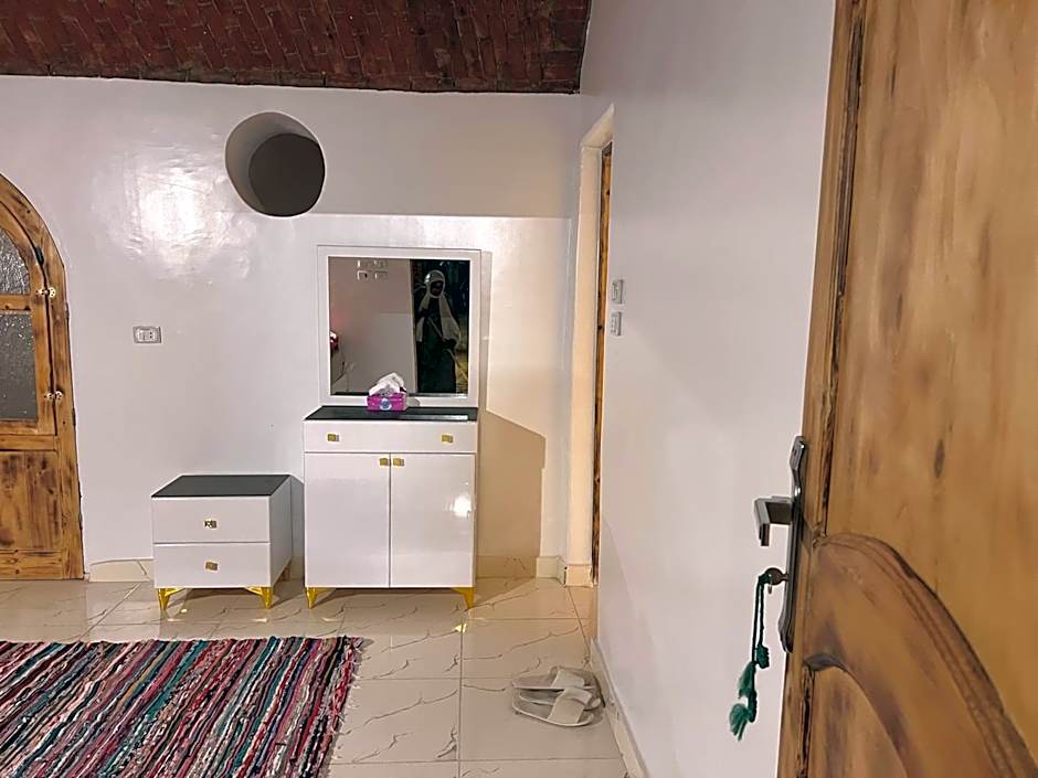 Salatoos Mango Garden and Guesthouse