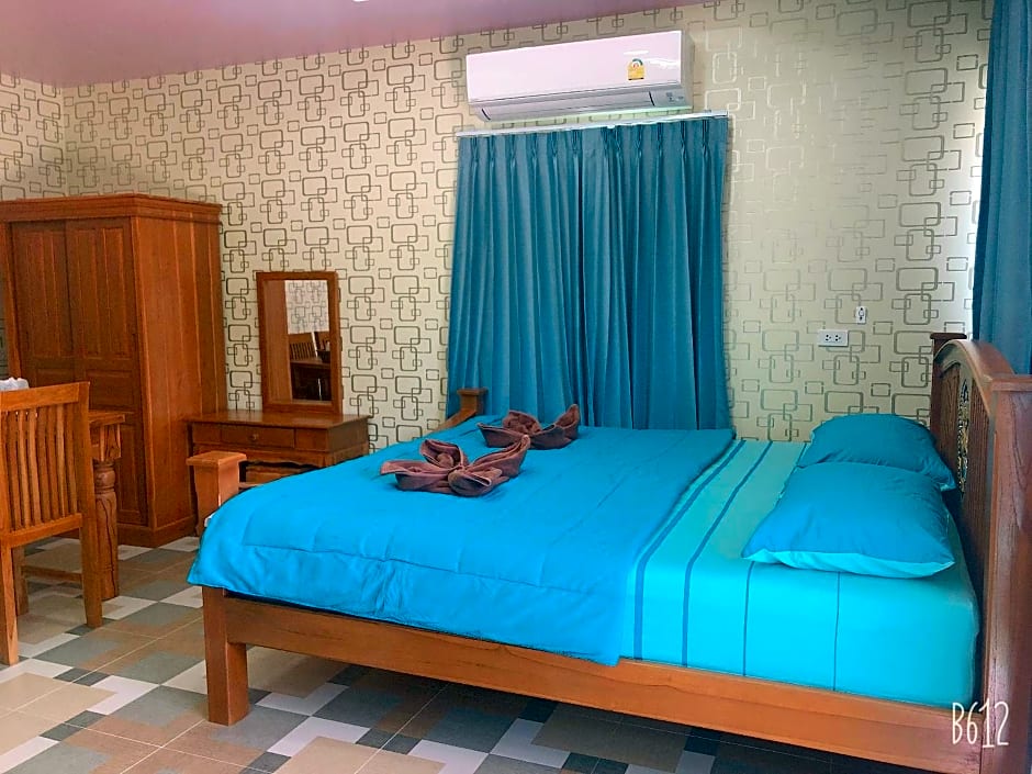 ริมบึงสวนพริกรีสอร์ท