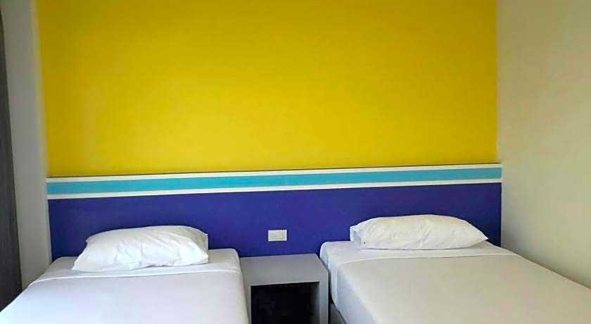 Sakura Budget Hotel
