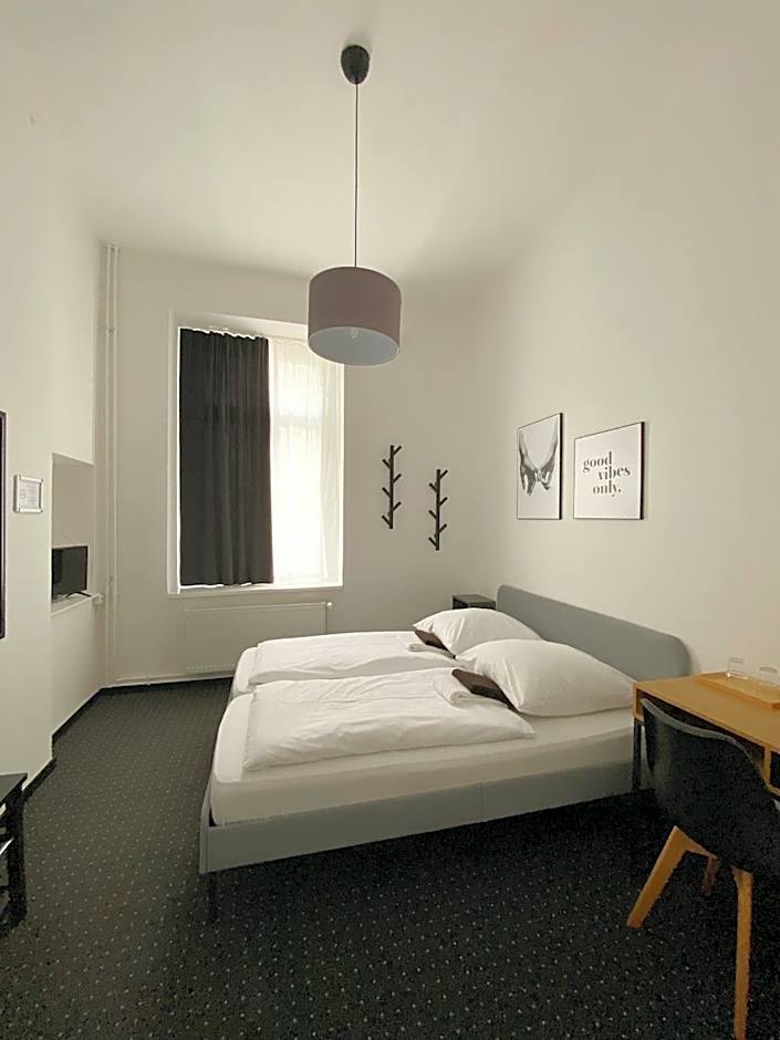 Hotel AVAlex