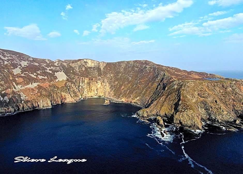 John Eoinìn's Bar and accommodation