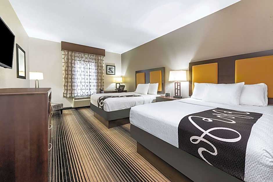 La Quinta Inn & Suites by Wyndham Orange