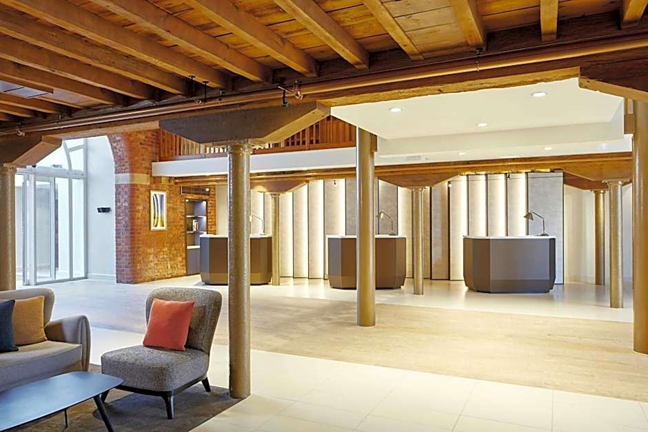 Manchester Marriott Victoria & Albert Hotel