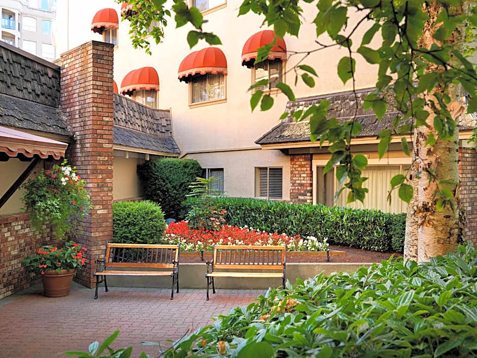 Royal Scot Hotel & Suites, Trademark Collection by Wyndham