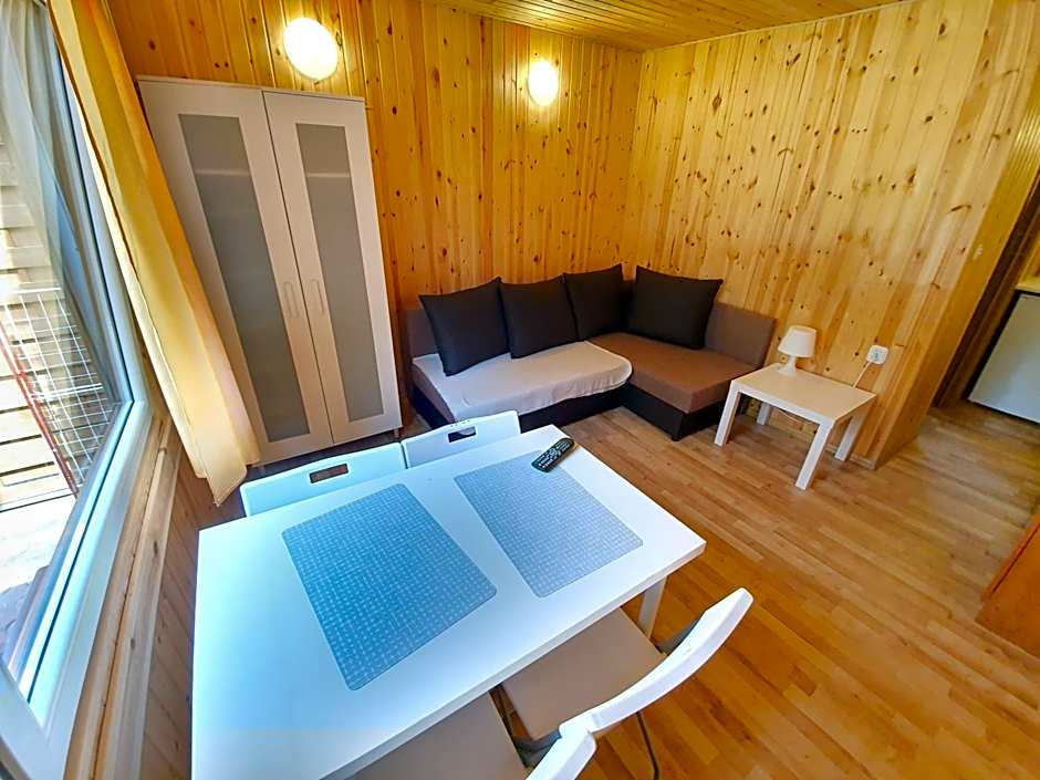 Domki Letniskowe Korona