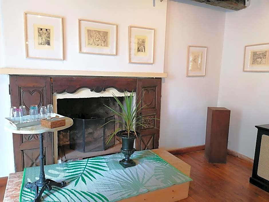 La Tocade Del Arte – Lanvallay, VA