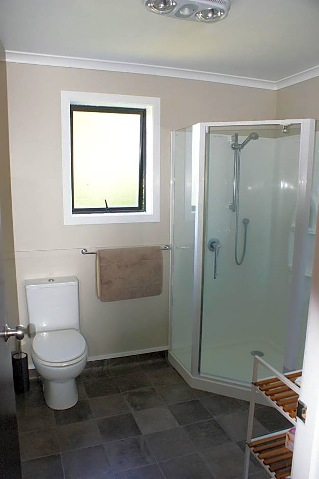 73 Milton Accommodation
