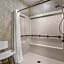 Lancaster Suites