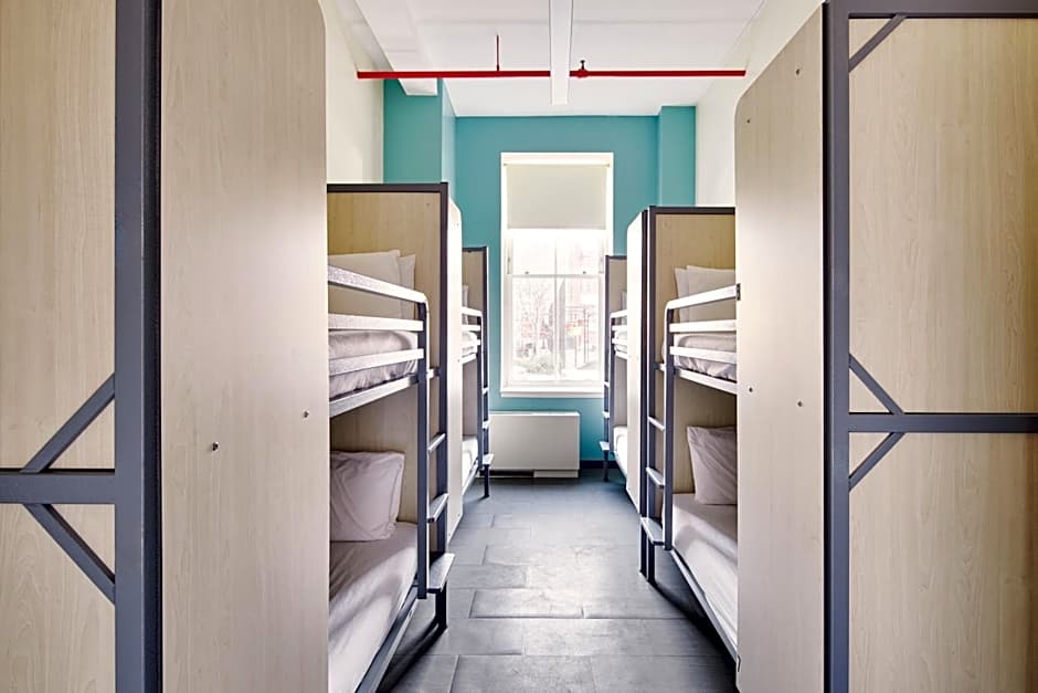 HI NYC Hostel