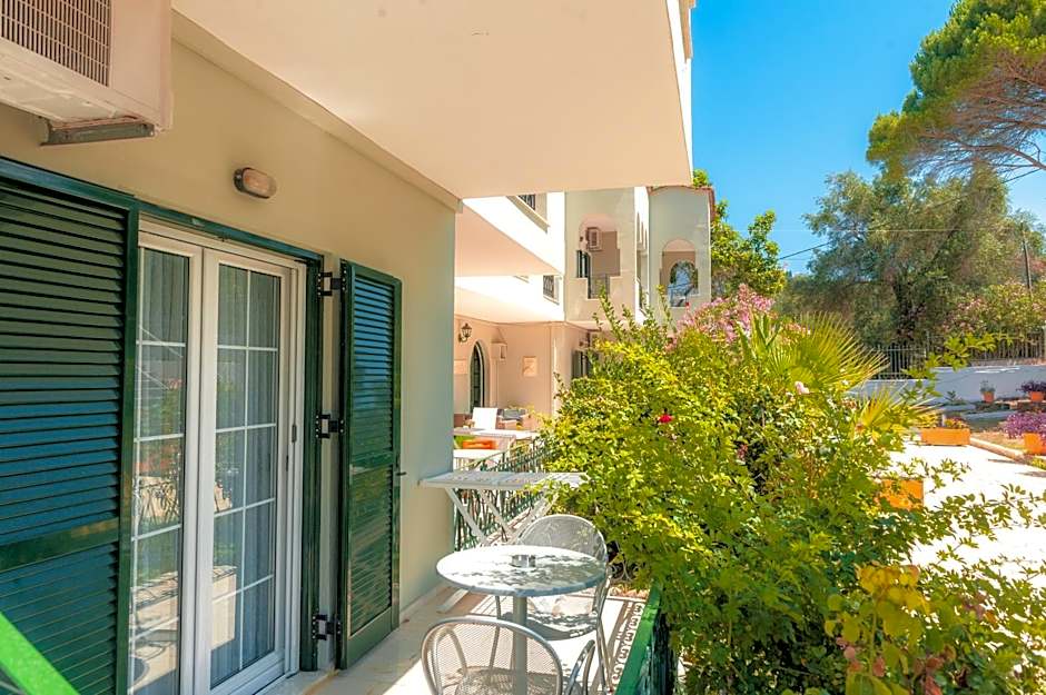 Vassilis Paradise Garden Aparthotel