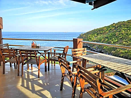 Yellow House Koh Sichang