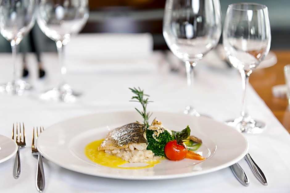 Hotel Sportcenter Fünf Dörfer AG